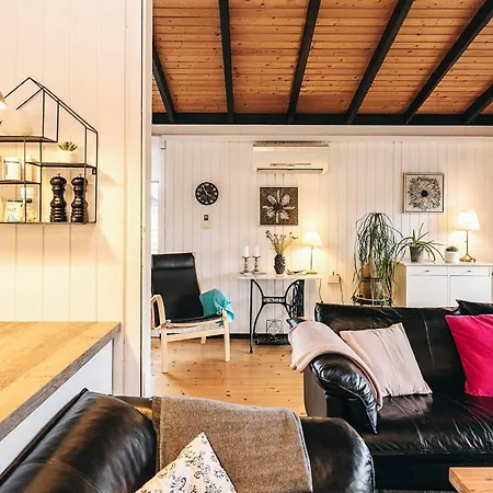 Modern Retreat In Marielyst * Bøtø By